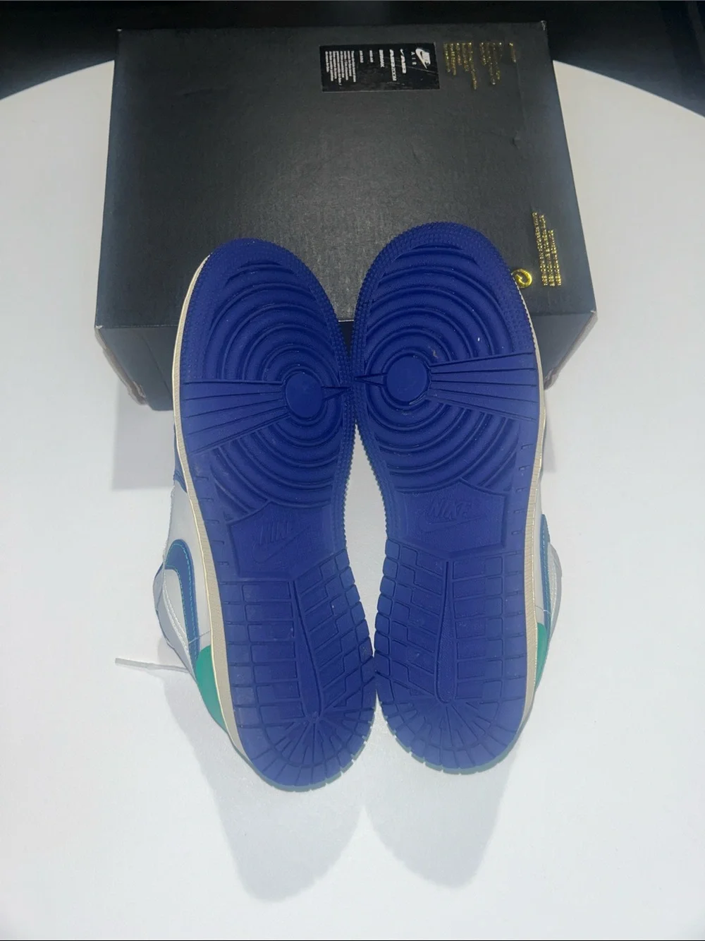 Jordan 1 Low GS “Rare Air” Youth Size 5.5Y